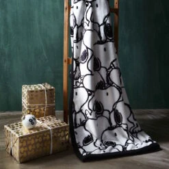 PEANUTS Decke Snoopy Allover B 130 X T 170cm -Wohnstil Angebote Store 10203269 3