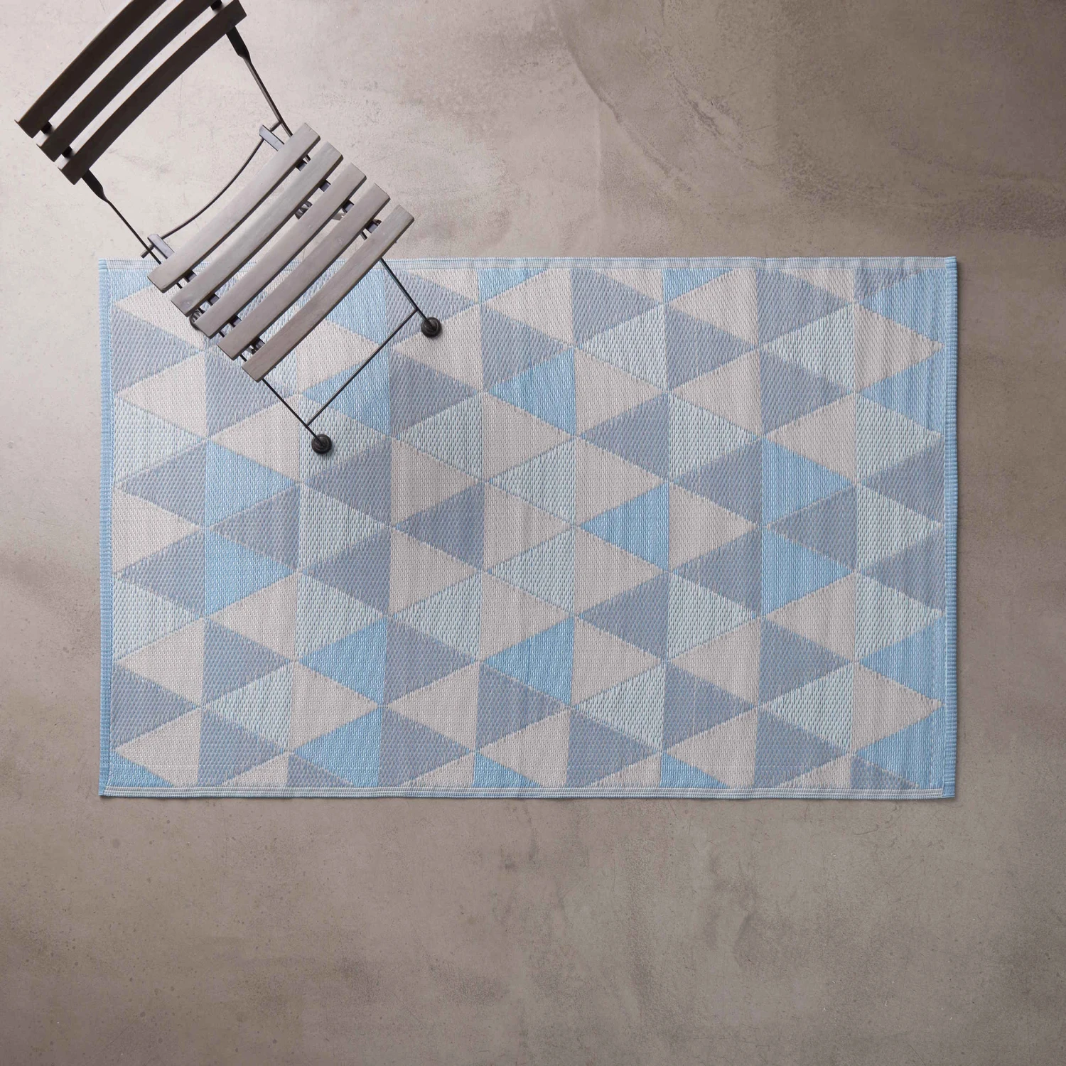 COLOUR CLASH In- & Outdoorteppich Dreiecke L 180 X B 120cm 4 COLOUR CLASH In- & Outdoorteppich Dreiecke L 180 X B 120cm – Bild 4