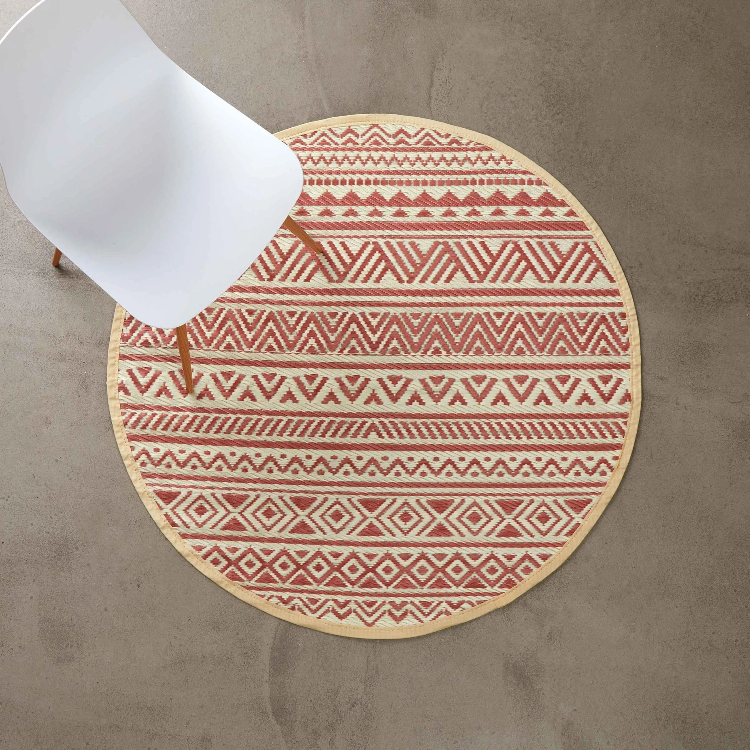 COLOUR CLASH In- & Outdoor-Teppich Streifen Ø118cm 2 COLOUR CLASH In- & Outdoor-Teppich Streifen Ø118cm – Bild 2